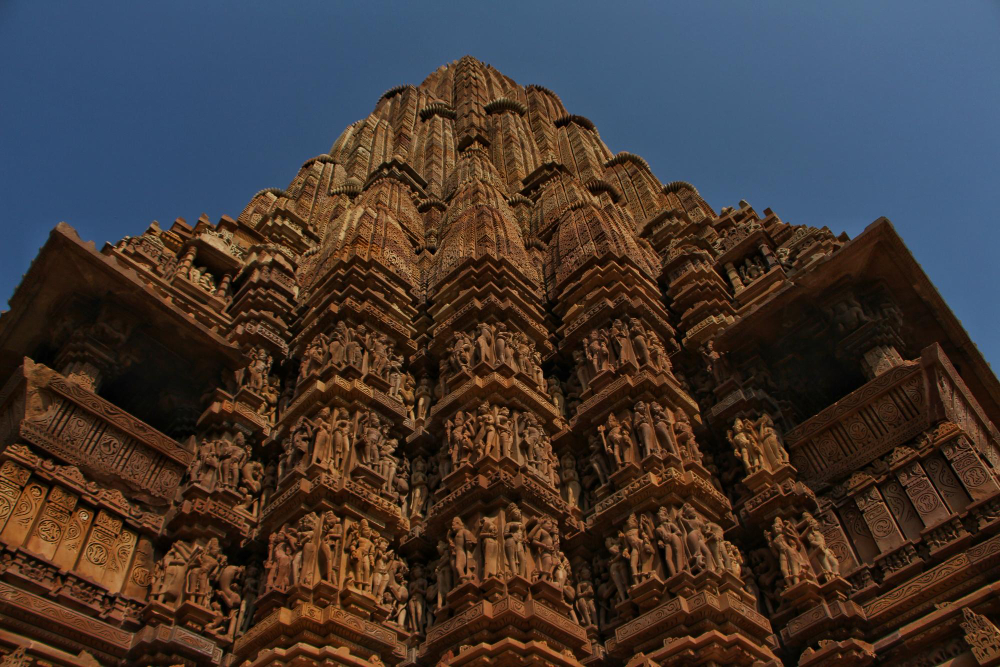 bg_sec_img_services1_banner0011_page1_sctn7-1_um